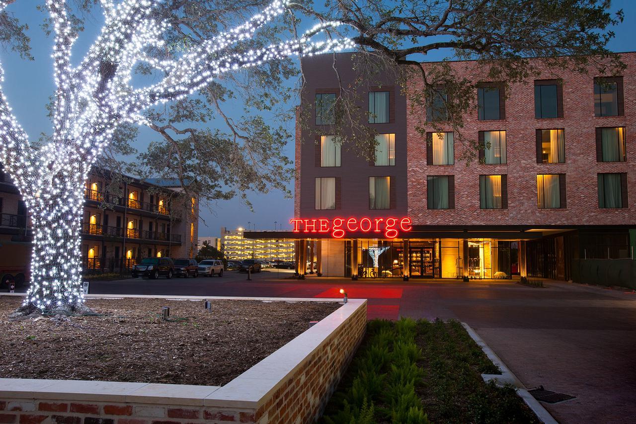 The George, By Valencia Hotel Collection Колидж Стейшън Екстериор снимка